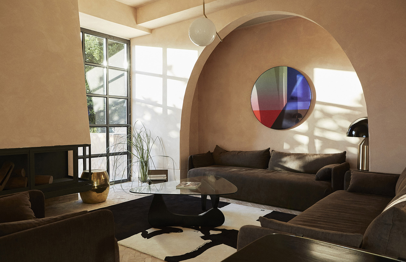 Light is the main material inside this San Sebastián villa