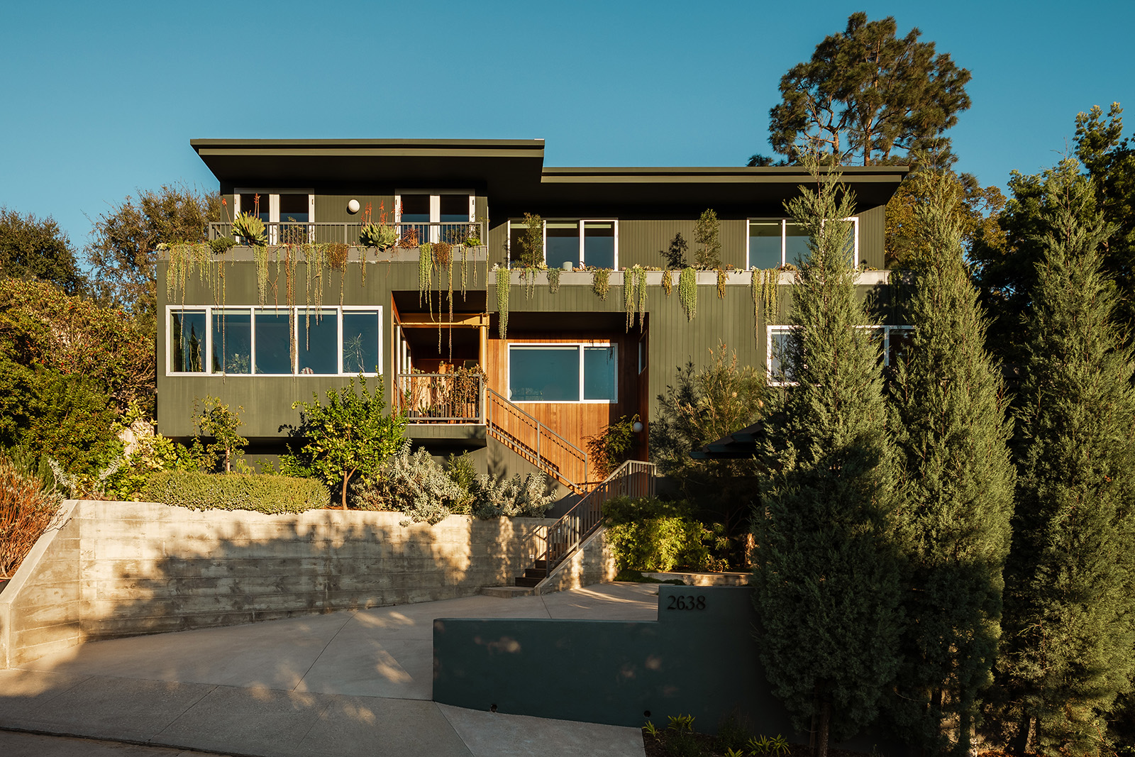 A top LA architect refurbished this modern Silver Lake villa