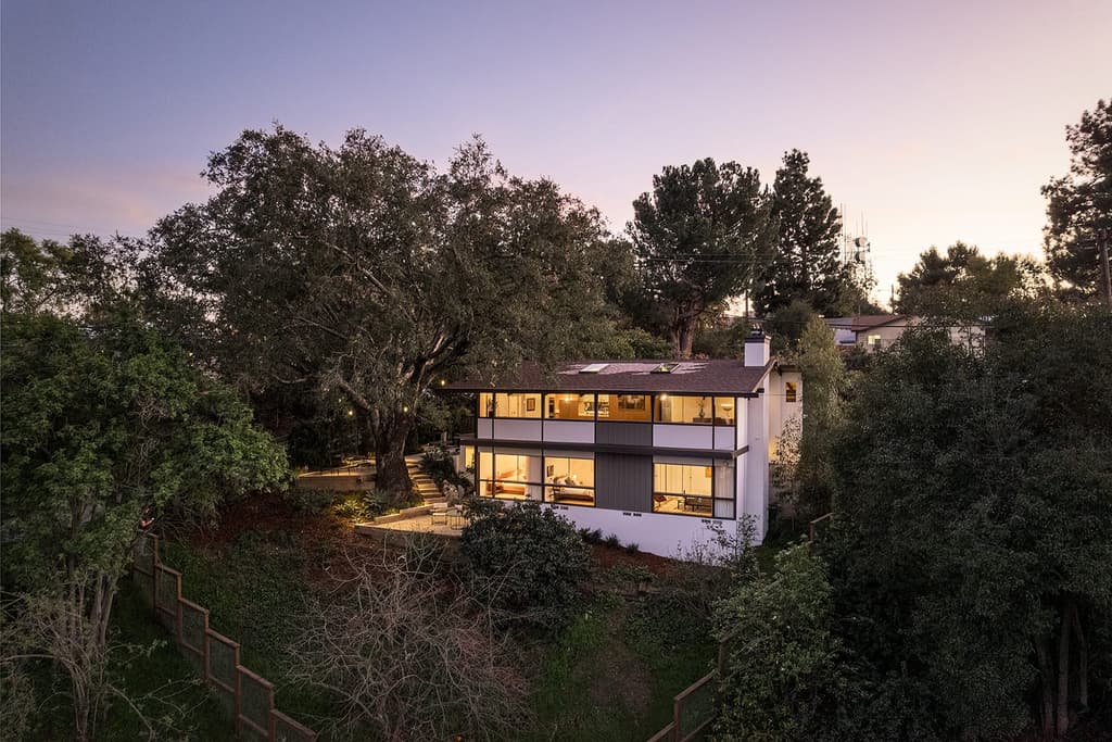 Throwback post-and-beam house seeks nostalgic buyer