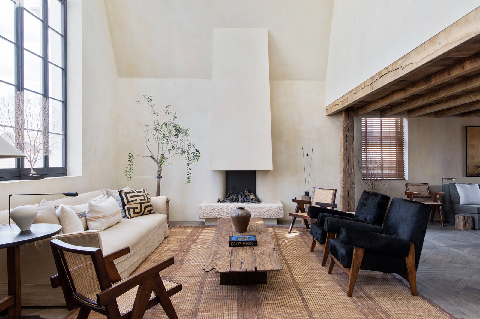 Cathedral ceilings give this Notting Hill apartment a lift