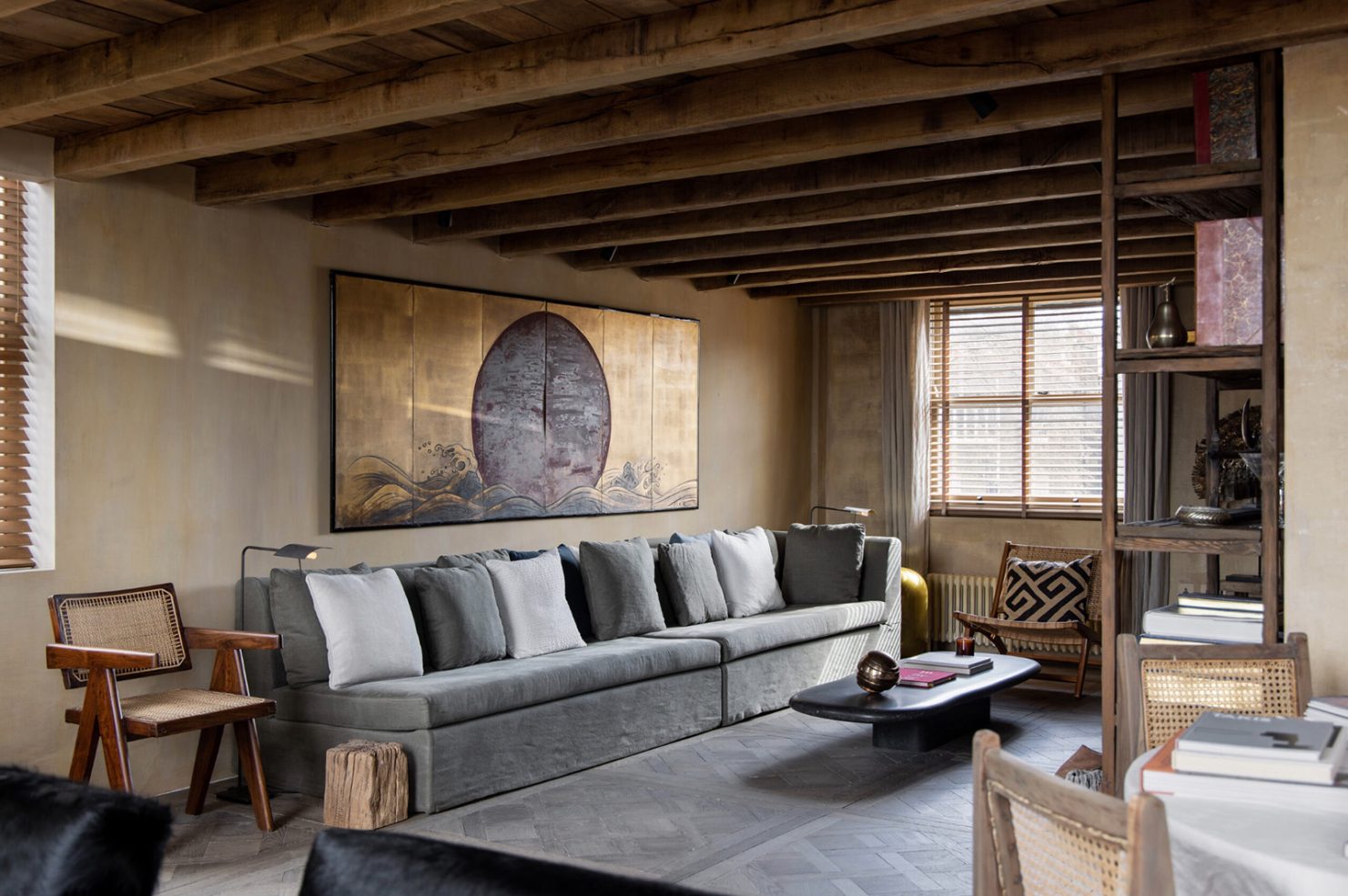 Picture Idea: Cathedral Ceilings Give This Notting Hill Apartment A Lift