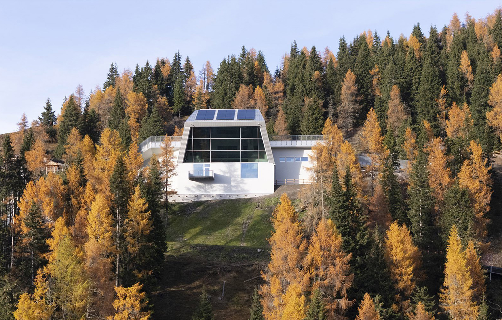 Mountain tourism spreads its wings with this repurposed cable-car station in the Dolomites