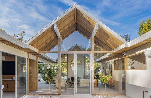 A 1964 Eichler home by A Quincy Jones is refreshed in Thousand Oaks