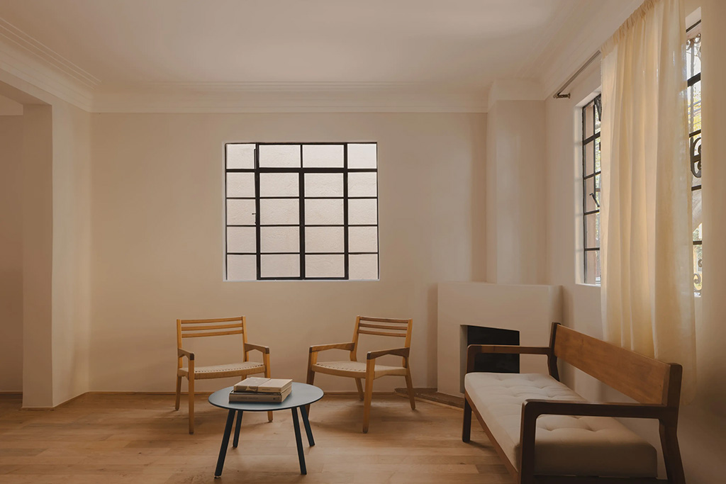 Tour a Mexico City maisonette defined by minimalism and restraint
