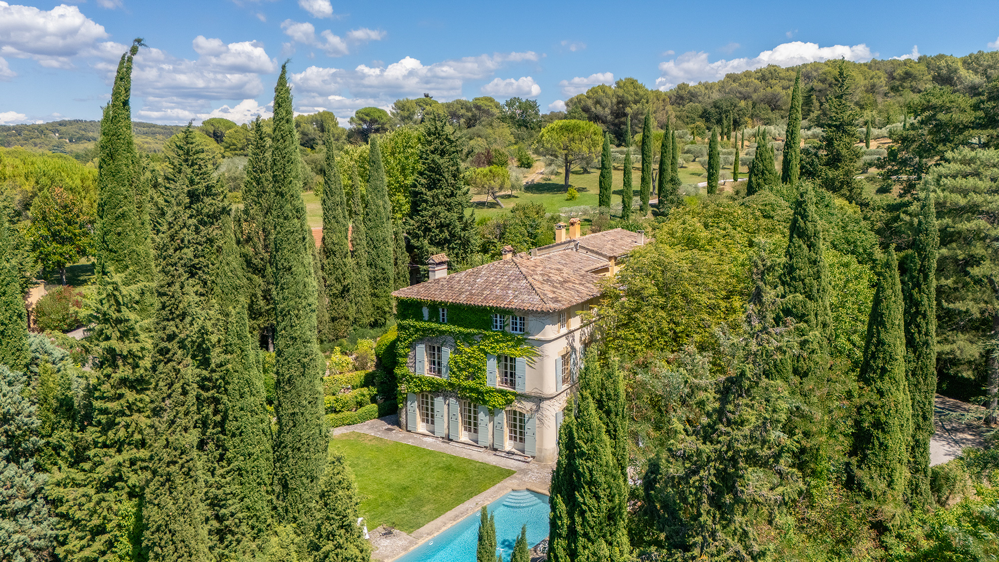 There are 1,600 square metres to play with at this Provençal estate