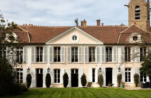 On the market: Karl Lagerfeld’s former manor outside Paris