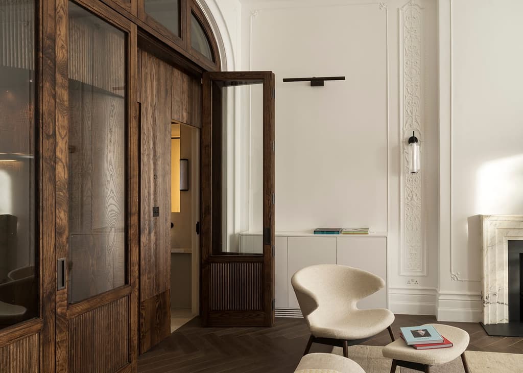 Pod bless this London interior, a domestic version of the office capsule concept