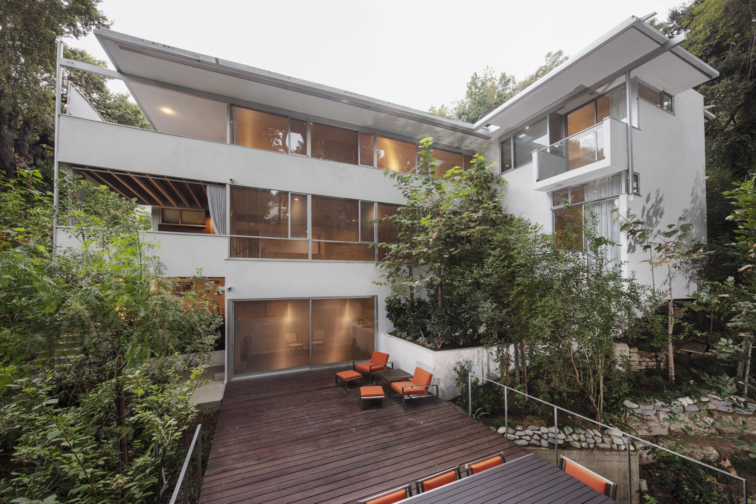 Tour one of LA’s most remarkable surviving Richard Neutra houses