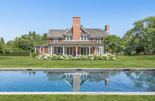 Meg Ryan lists her Hamptons holiday home