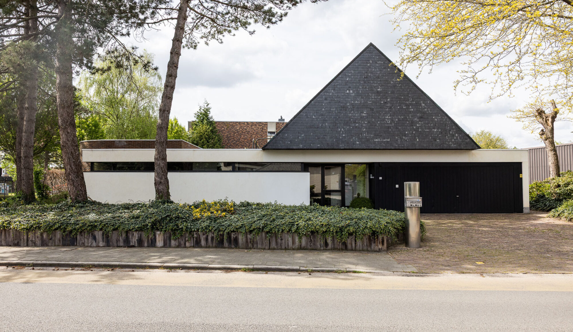 For design buffs: a chance to live in an architect’s own Belgian home