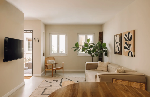 You get 12 courtyard units for one with this Lisbon listing