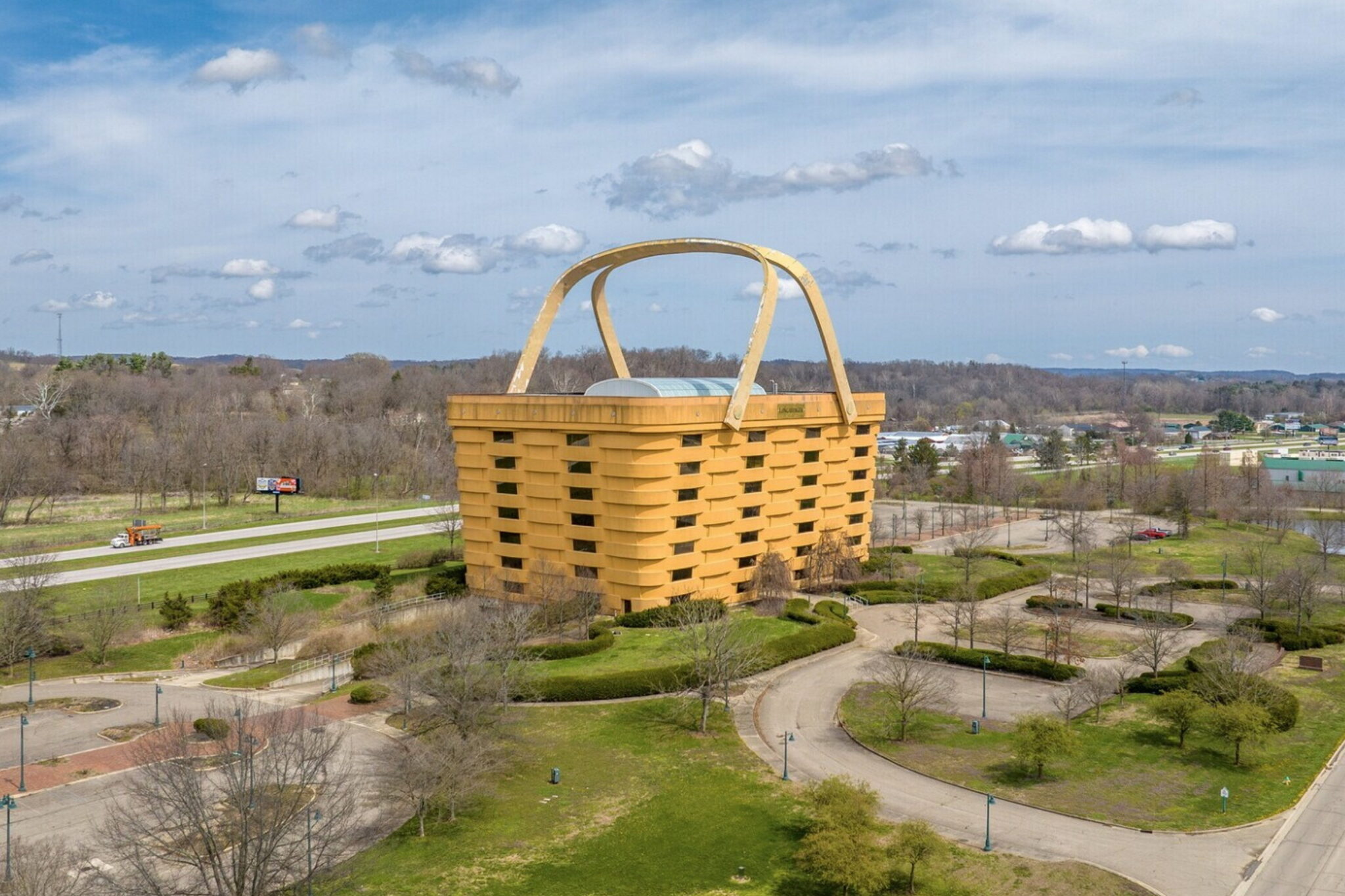 One of America’s most recognisable corporate buildings is on the market