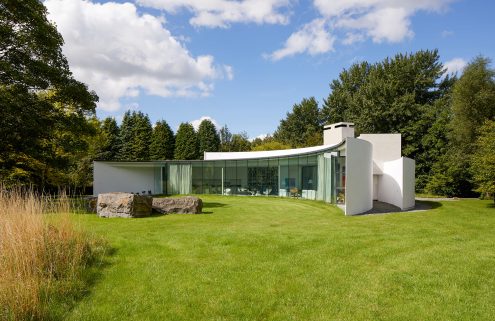 An architect behind London’s Gherkin is selling his Wiltshire home