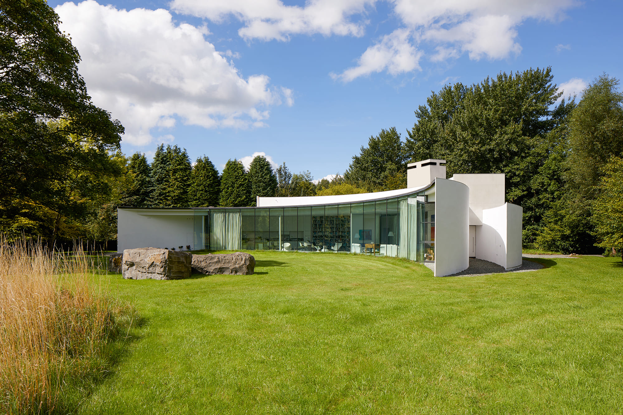 An architect behind London’s Gherkin is selling his Wiltshire home