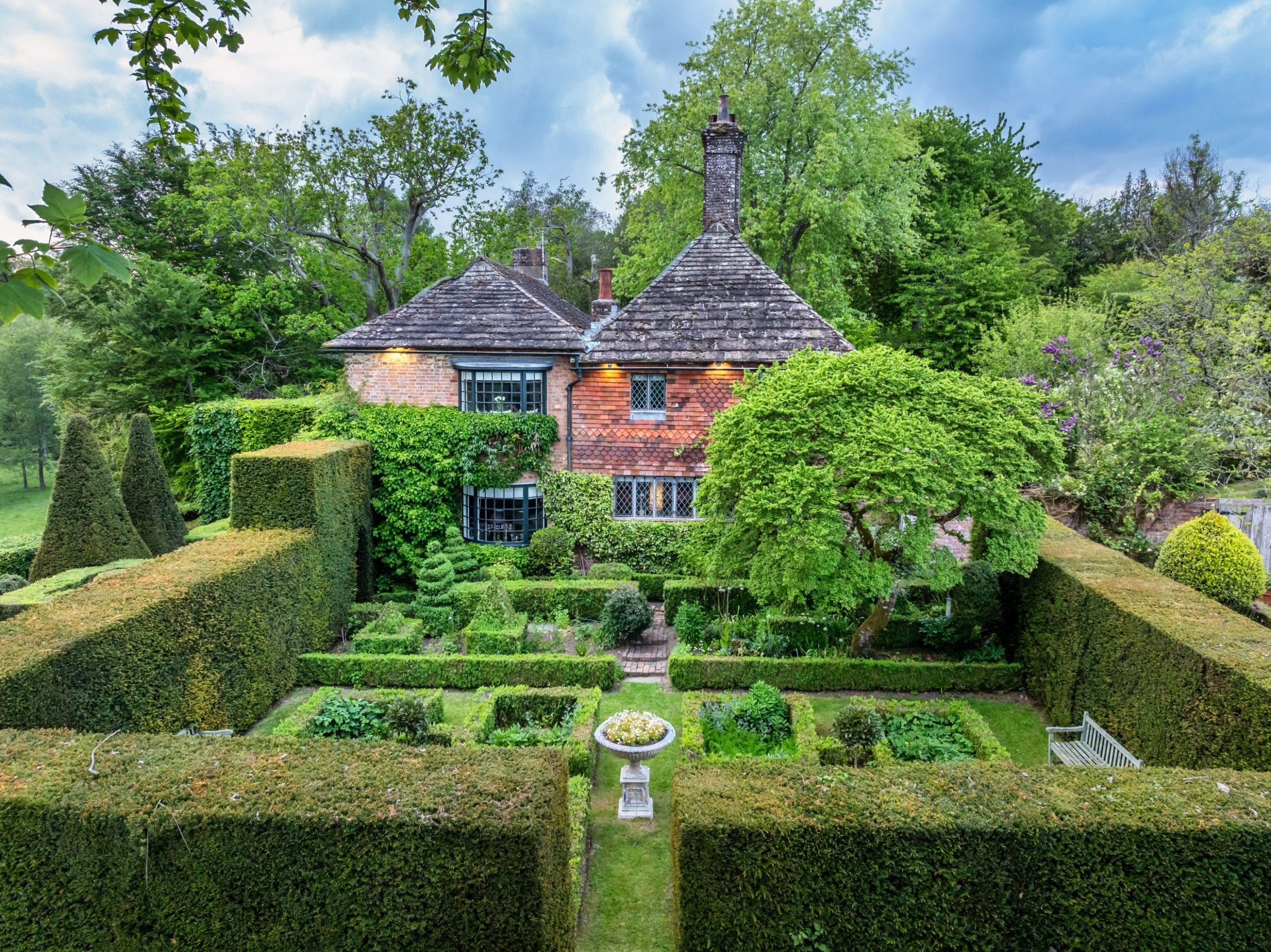 Lord Snowdon’s former country retreat is publicly listed for the first time