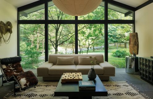 Ten acres of forest surround this Hudson Valley bungalow