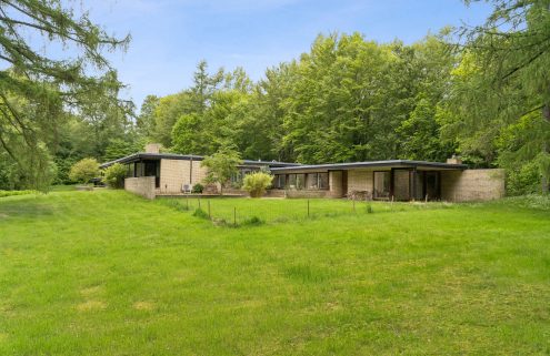 Jørn Utzon’s own house is for sale in a Danish forest