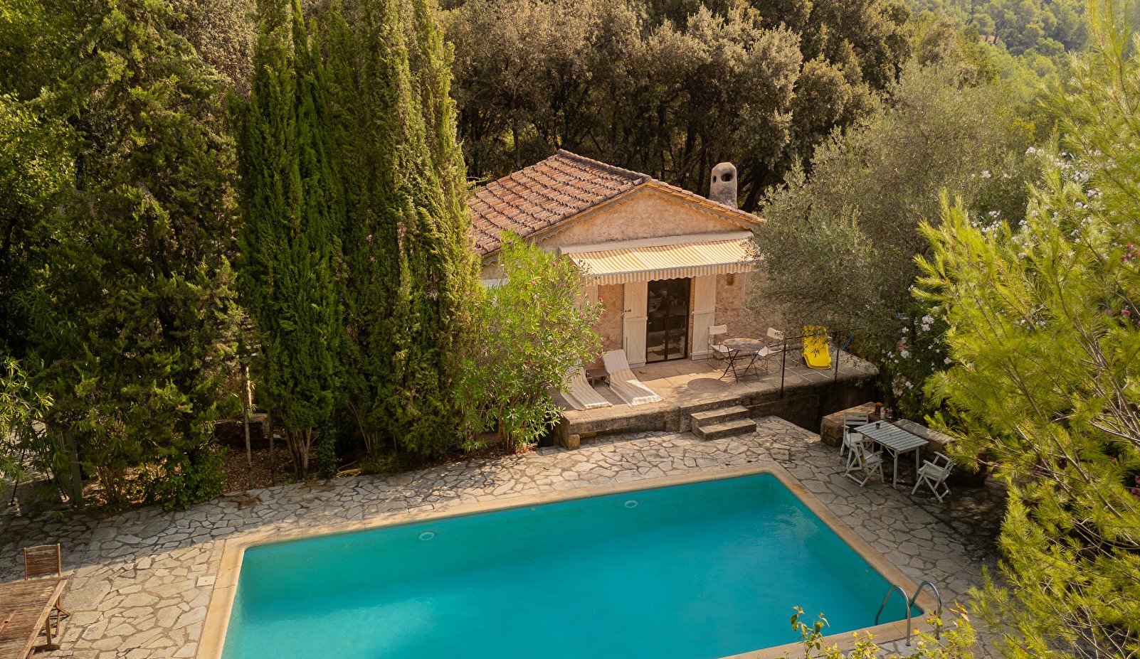 For sale: an 18th-century sheepfold in Provence